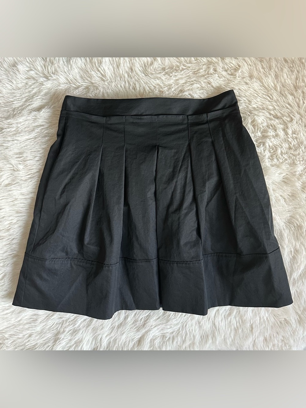 Nanette Lepore Women’s Black Pleated Mini Skirt 10